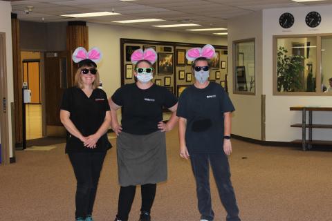 Lunch Ladies dressed as three blind mice
