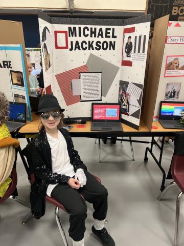 Student dressed as Michael Jackson 