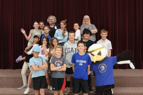 2022-23 Student council with Mrs. Muirbrook and Mrs. Jensen