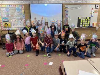 Miss Stewarts class in their 100th Day Crown 